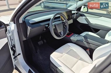 Внедорожник / Кроссовер Tesla Model Y 2025 в Виннице