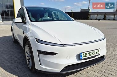 Внедорожник / Кроссовер Tesla Model Y 2025 в Виннице