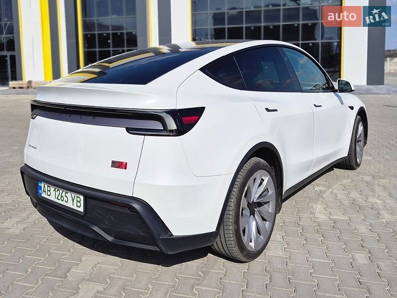 Внедорожник / Кроссовер Tesla Model Y 2025 в Виннице