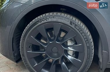 Внедорожник / Кроссовер Tesla Model Y 2023 в Дрогобыче