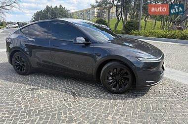Внедорожник / Кроссовер Tesla Model Y 2025 в Днепре