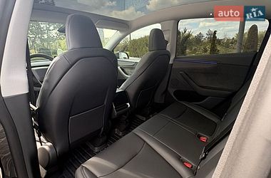 Внедорожник / Кроссовер Tesla Model Y 2025 в Днепре
