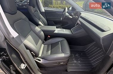 Внедорожник / Кроссовер Tesla Model Y 2025 в Днепре
