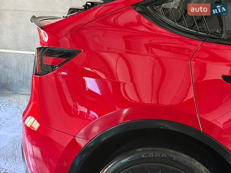 Позашляховик / Кросовер Tesla Model Y 2022 в Черкасах