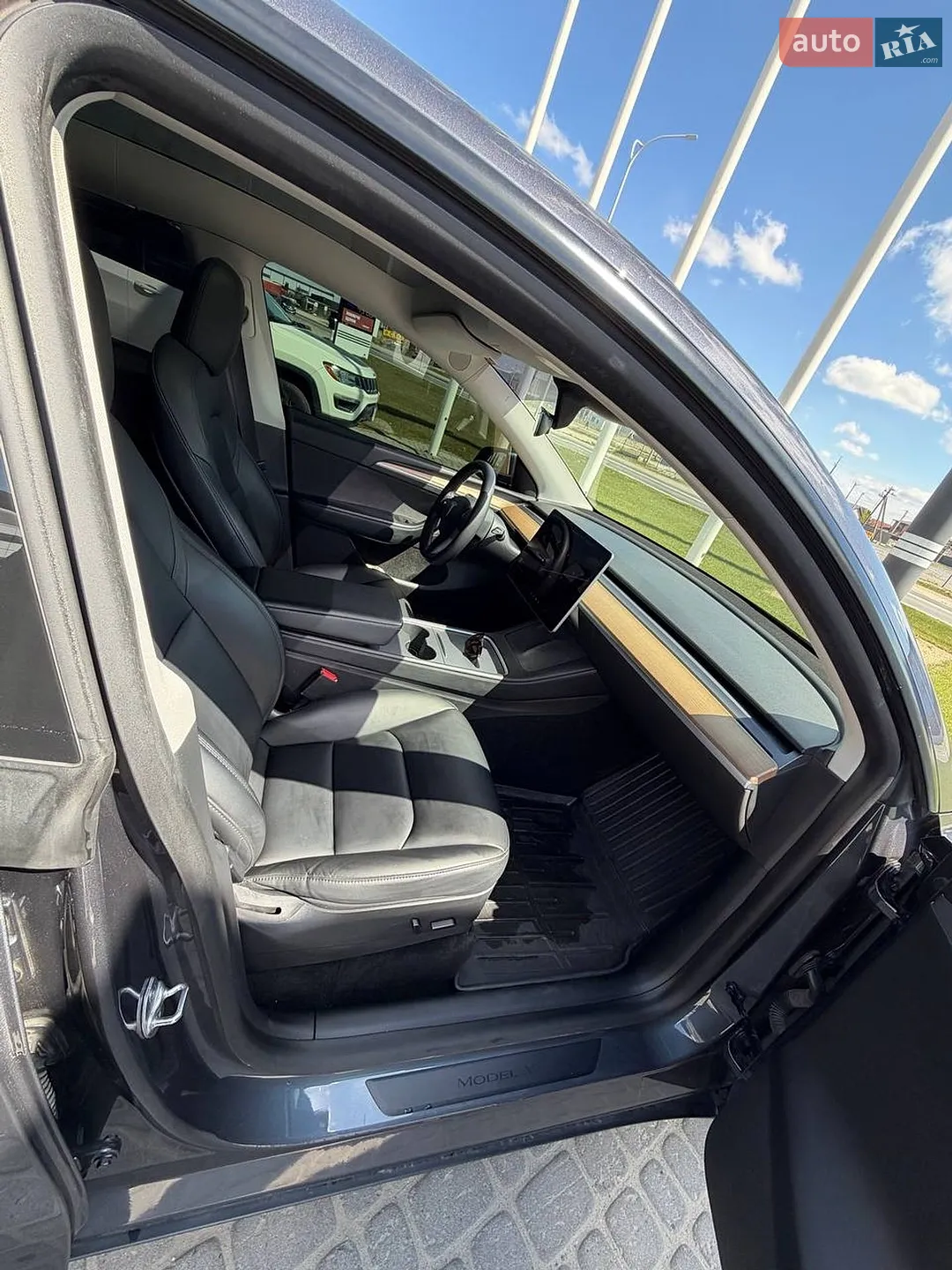 2021 Tesla Model Y - мініатюра 11