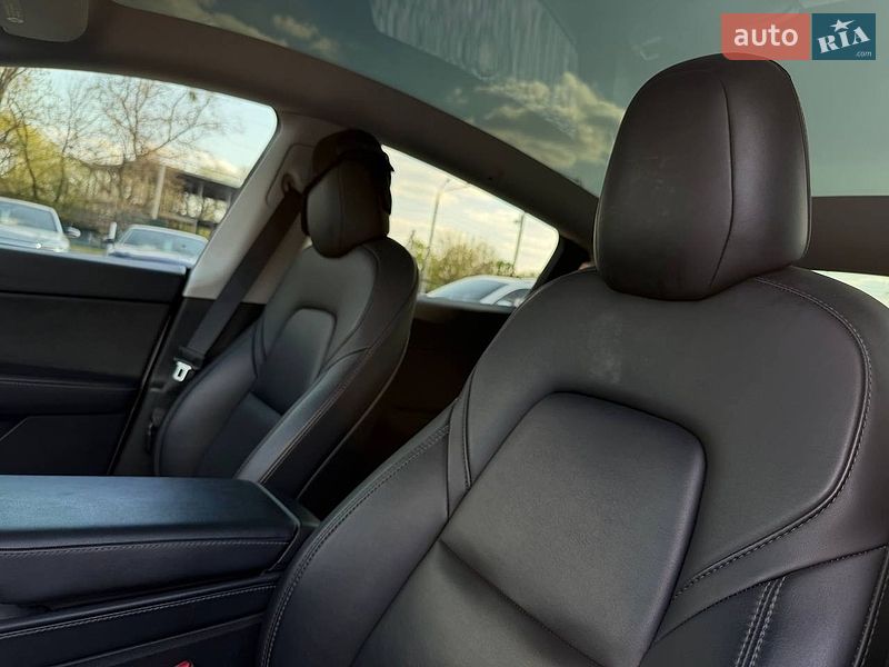 Позашляховик / Кросовер Tesla Model Y 2022 в Харкові