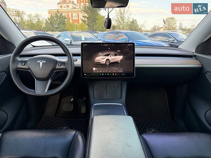Позашляховик / Кросовер Tesla Model Y 2022 в Харкові