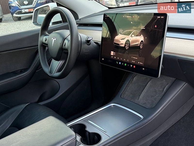 Позашляховик / Кросовер Tesla Model Y 2022 в Харкові