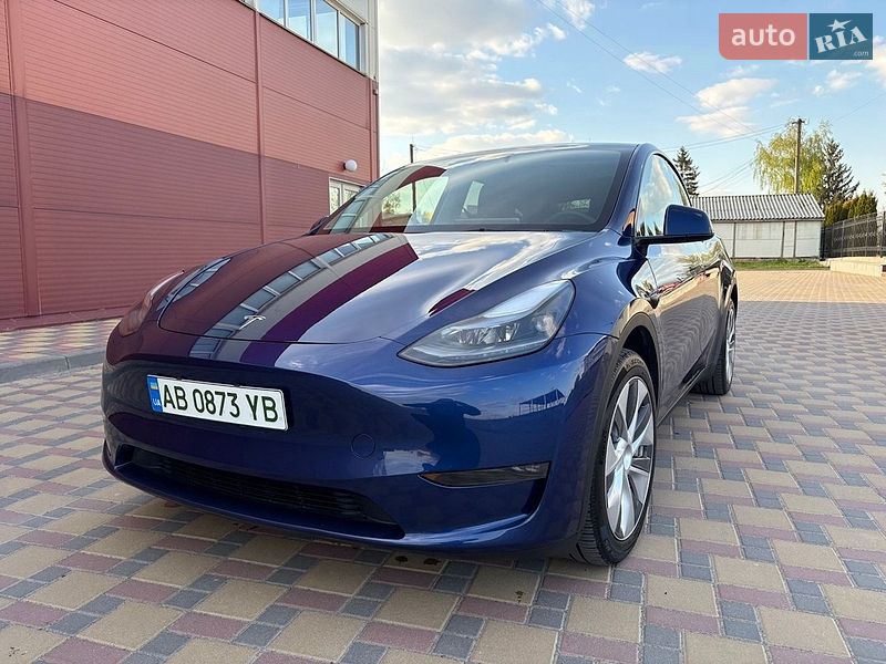 Позашляховик / Кросовер Tesla Model Y 2023 в Гайсину