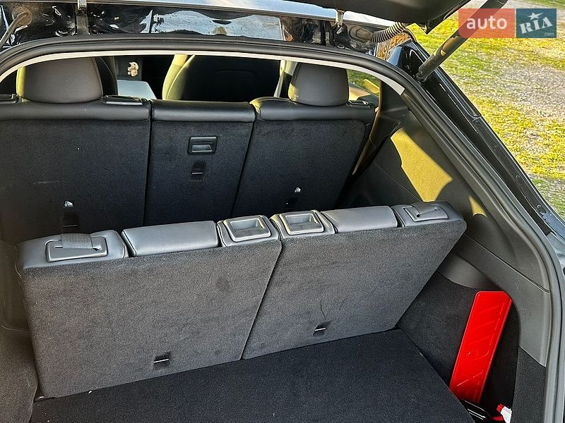 Внедорожник / Кроссовер Tesla Model Y 2021 в Бродах