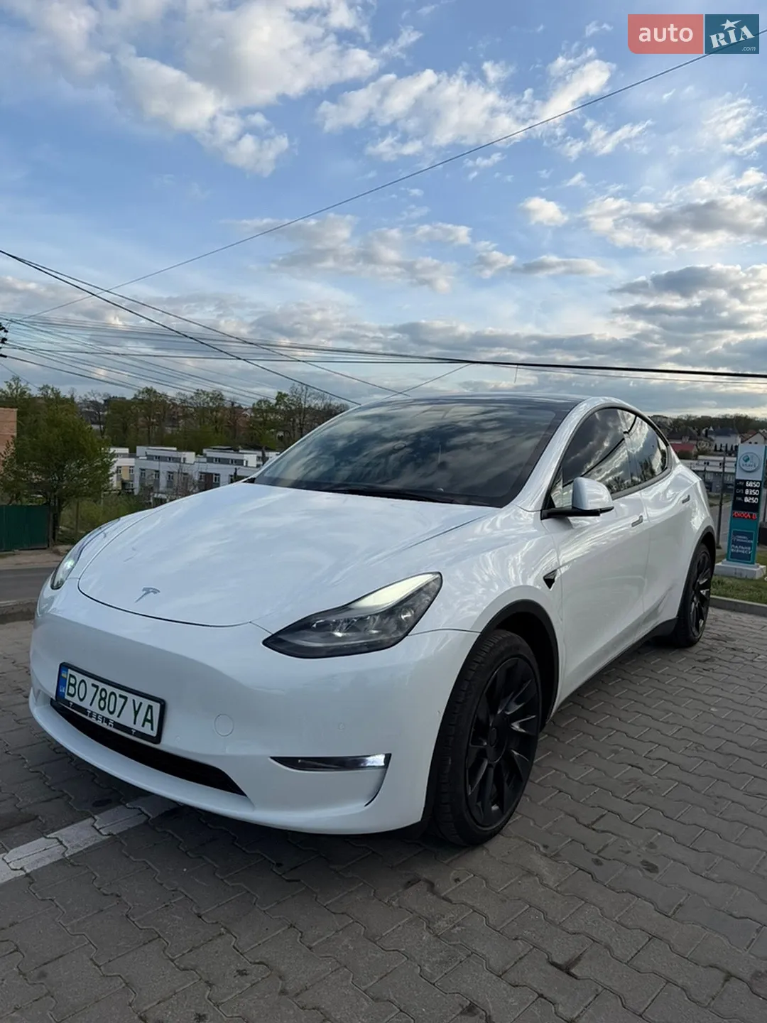 2021 Tesla Model Y - фото 1