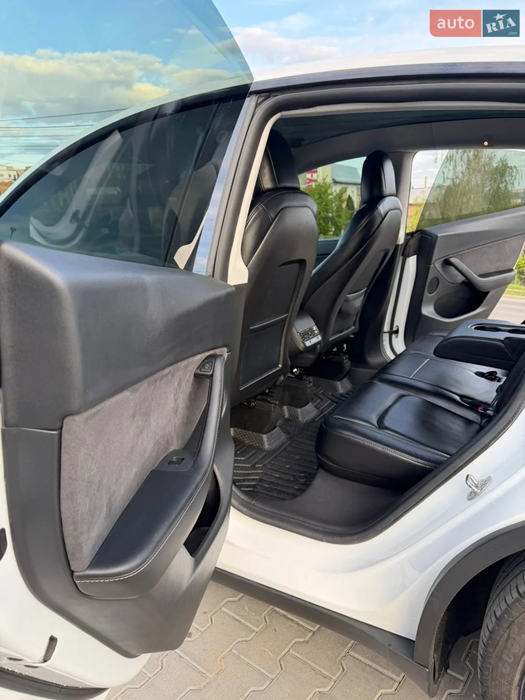 2021 Tesla Model Y - мініатюра 13