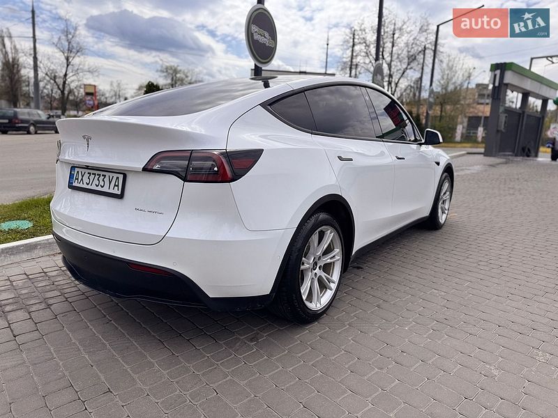 Позашляховик / Кросовер Tesla Model Y 2021 в Харкові фото 4 Позашляховик / Кросовер Tesla Model Y 2021 в Харкові