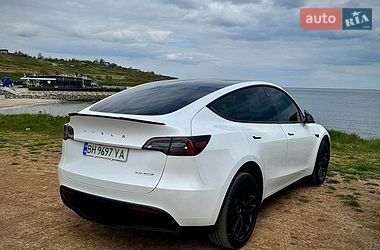 Внедорожник / Кроссовер Tesla Model Y 2023 в Одессе