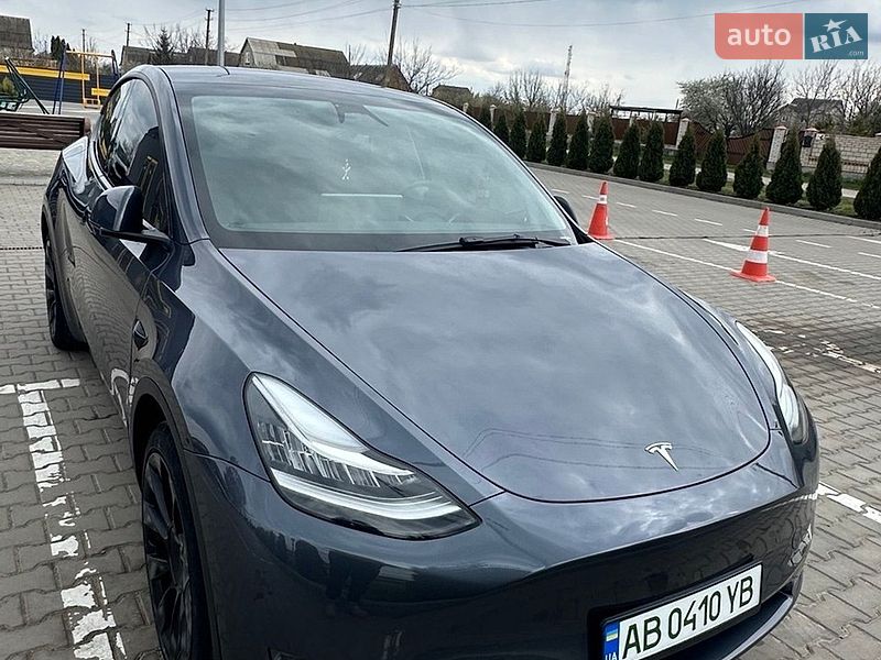 Позашляховик / Кросовер Tesla Model Y 2023 в Вінниці