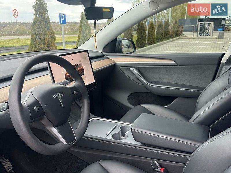 Позашляховик / Кросовер Tesla Model Y 2023 в Вінниці