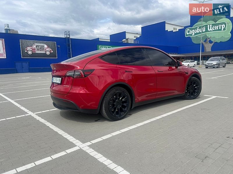 Внедорожник / Кроссовер Tesla Model Y 2023 в Тернополе