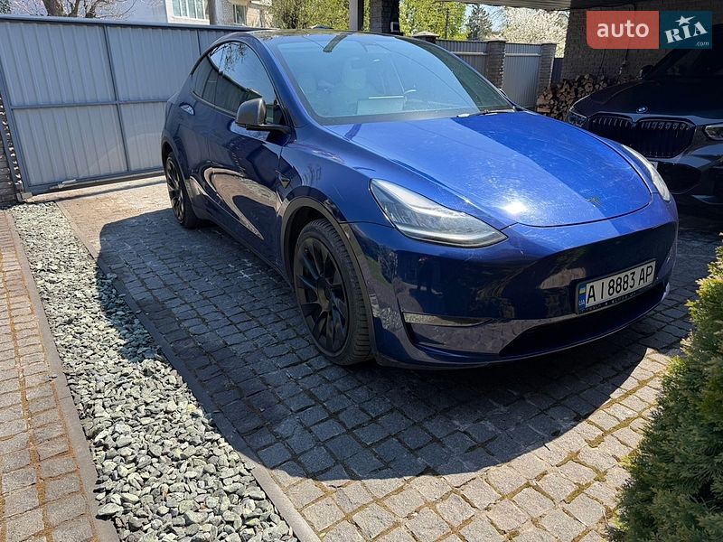 Tesla Model Y 2021
