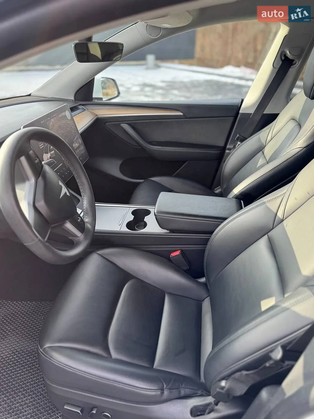 2022 Tesla Model Y - мініатюра 9