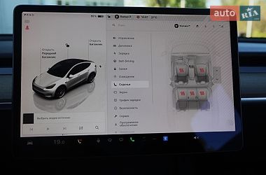 Внедорожник / Кроссовер Tesla Model Y 2022 в Киеве