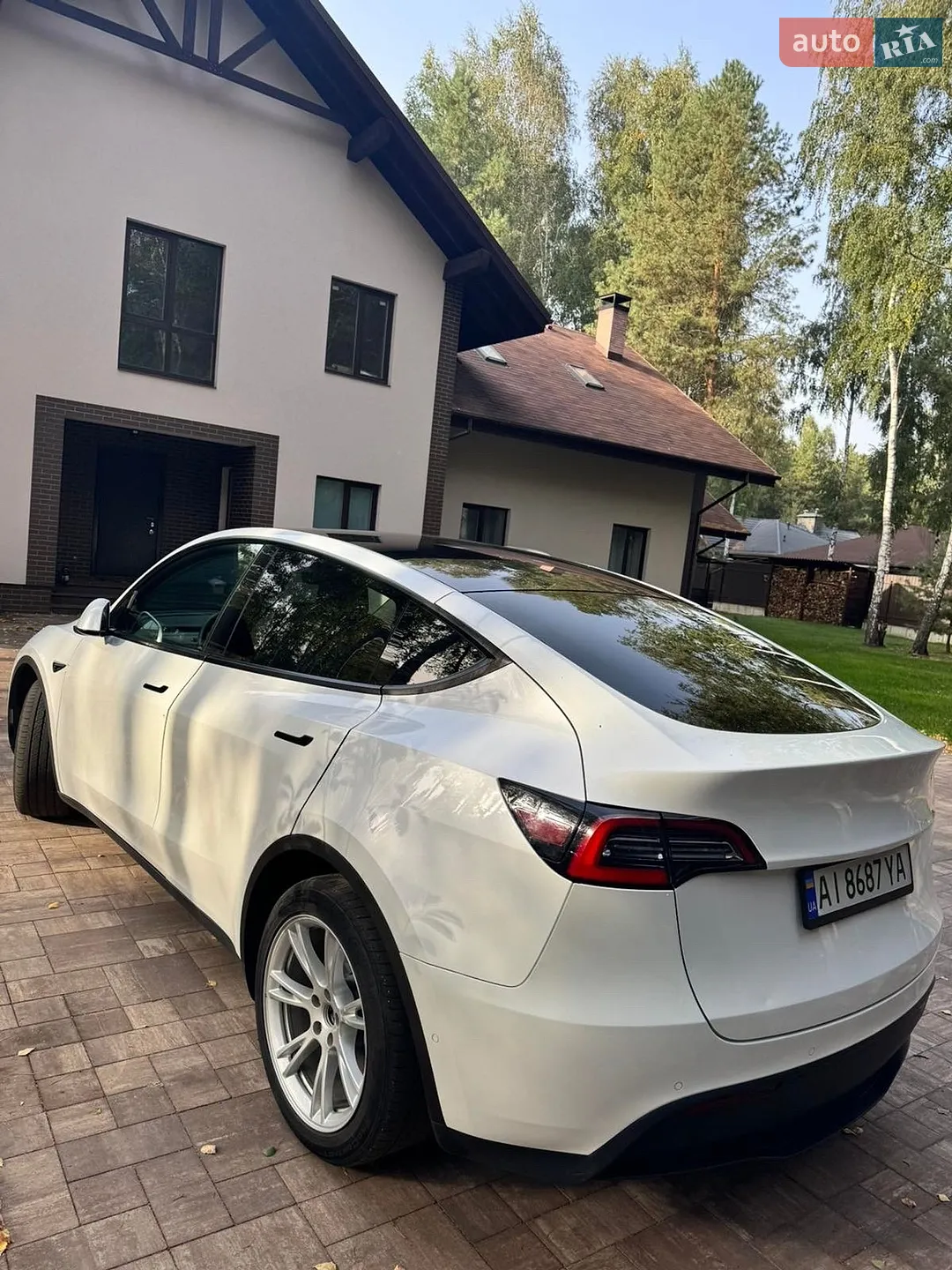 2021 Tesla Model Y - мініатюра 3