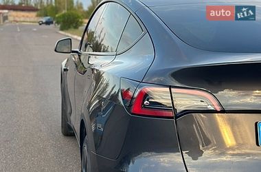 Позашляховик / Кросовер Tesla Model Y 2024 в Кривому Розі