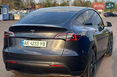 Позашляховик / Кросовер Tesla Model Y 2024 в Кривому Розі