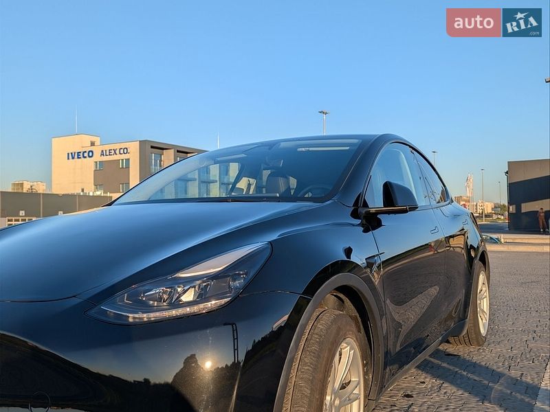 Внедорожник / Кроссовер Tesla Model Y 2024 в Львове фото 13 Внедорожник / Кроссовер Tesla Model Y 2024 в Львове