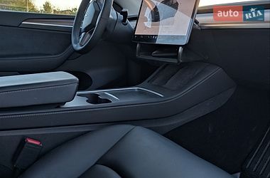 Внедорожник / Кроссовер Tesla Model Y 2024 в Львове фото 25 Внедорожник / Кроссовер Tesla Model Y 2024 в Львове