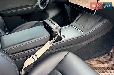 Внедорожник / Кроссовер Tesla Model Y 2022 в Житомире