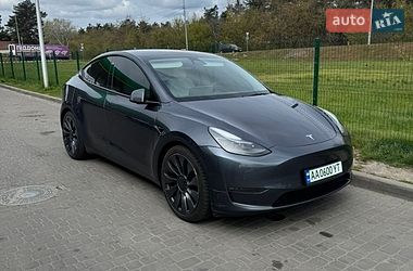 Внедорожник / Кроссовер Tesla Model Y 2022 в Киеве