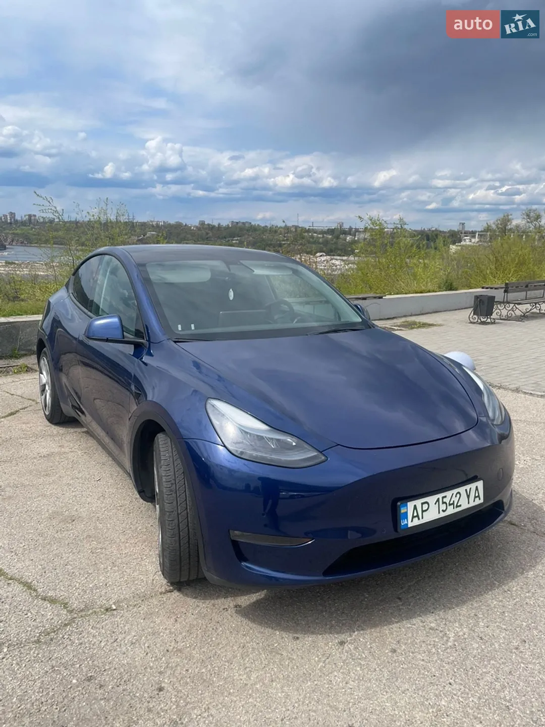 2021 Tesla Model Y - мініатюра 3