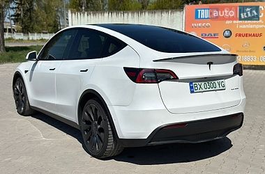 Внедорожник / Кроссовер Tesla Model Y 2021 в Тернополе