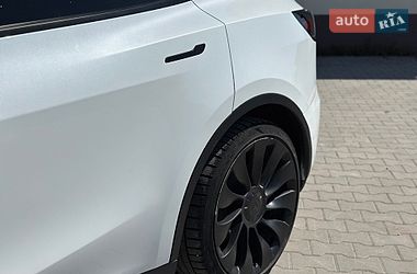 Внедорожник / Кроссовер Tesla Model Y 2021 в Тернополе