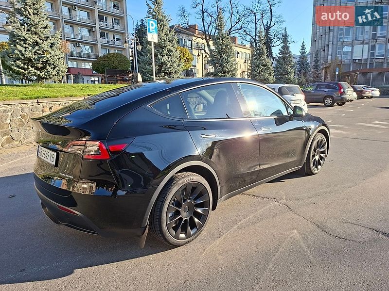 Позашляховик / Кросовер Tesla Model Y 2024 в Вінниці
