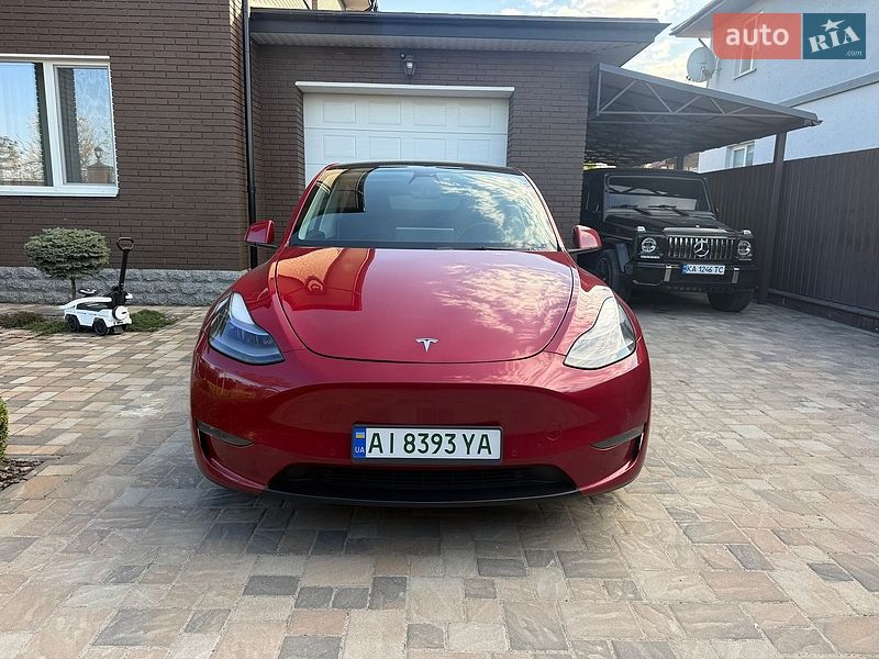 Внедорожник / Кроссовер Tesla Model Y 2022 в Киеве
