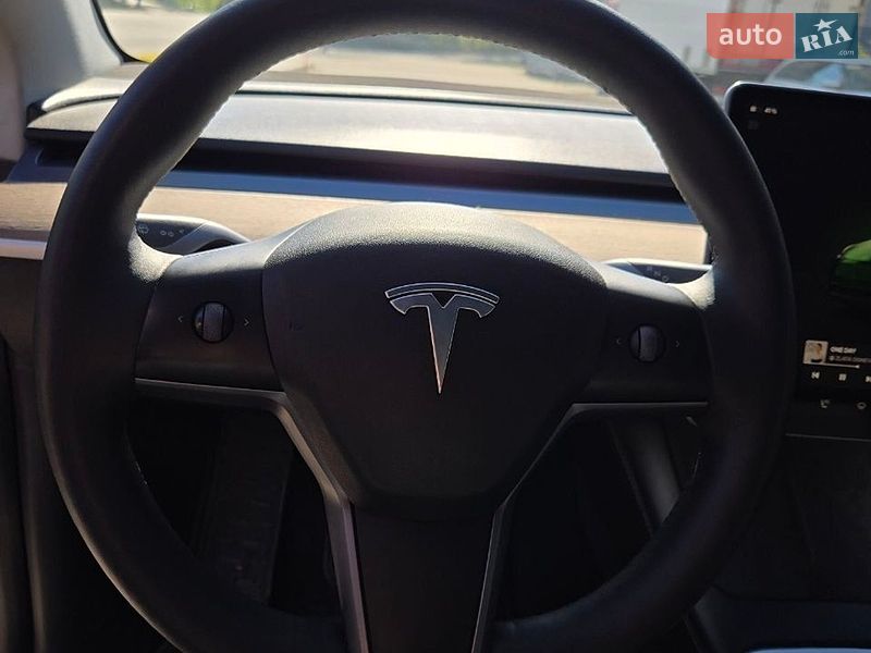 Внедорожник / Кроссовер Tesla Model Y 2023 в Белой Церкви