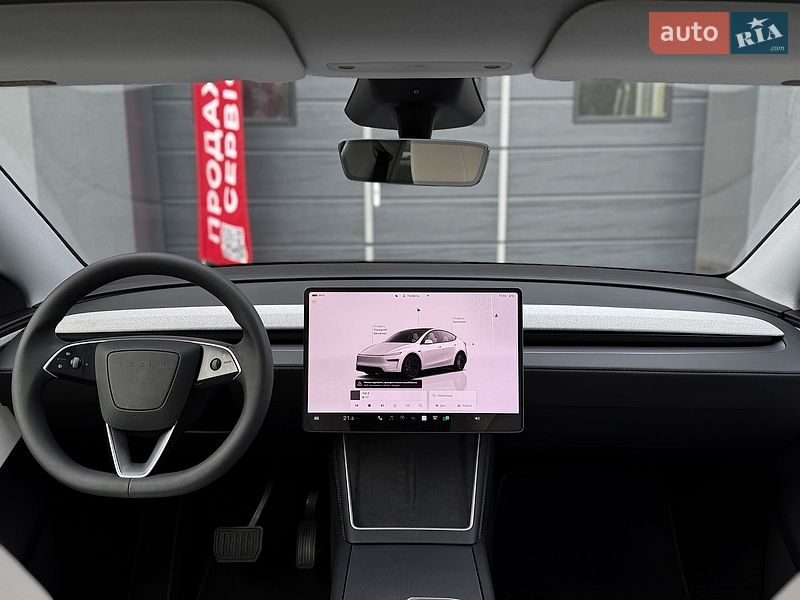 Внедорожник / Кроссовер Tesla Model Y 2025 в Киеве