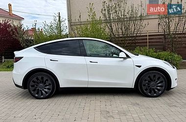 Внедорожник / Кроссовер Tesla Model Y 2022 в Одессе