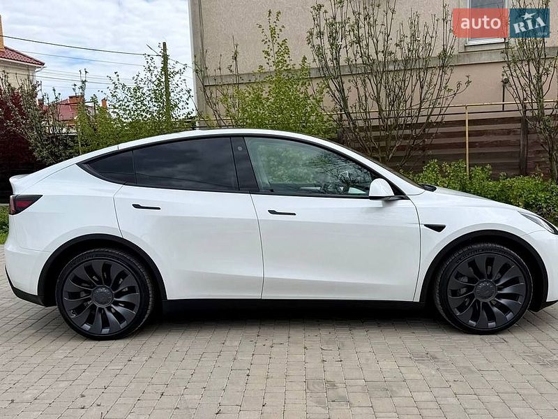 Внедорожник / Кроссовер Tesla Model Y 2022 в Одессе