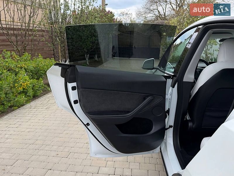 Внедорожник / Кроссовер Tesla Model Y 2022 в Одессе