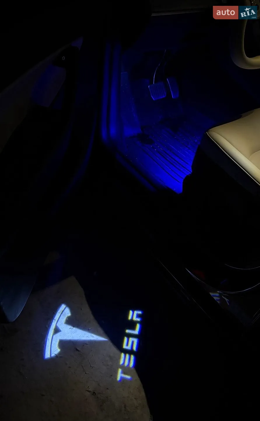 2021 Tesla Model Y - мініатюра 17
