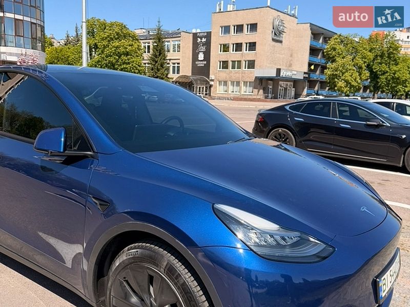 Позашляховик / Кросовер Tesla Model Y 2020 в Кременчуці