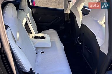 Внедорожник / Кроссовер Tesla Model Y 2024 в Харькове