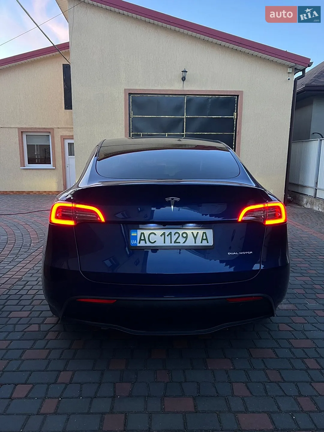 2021 Tesla Model Y - мініатюра 3