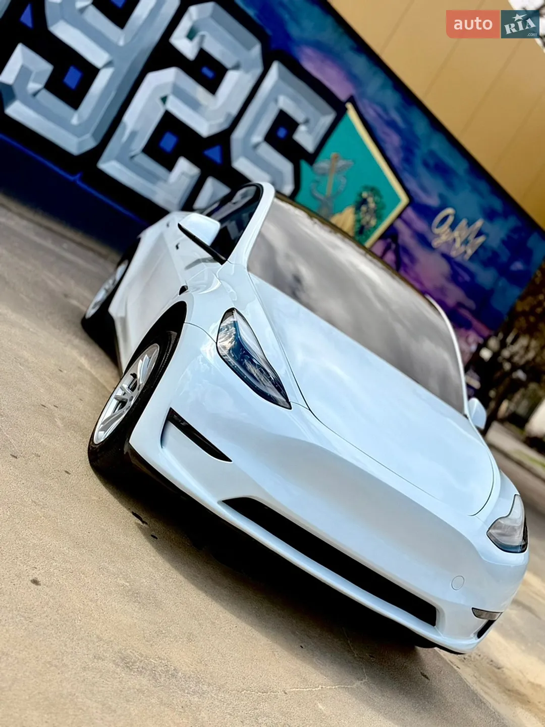 2024 Tesla Model Y - мініатюра 3