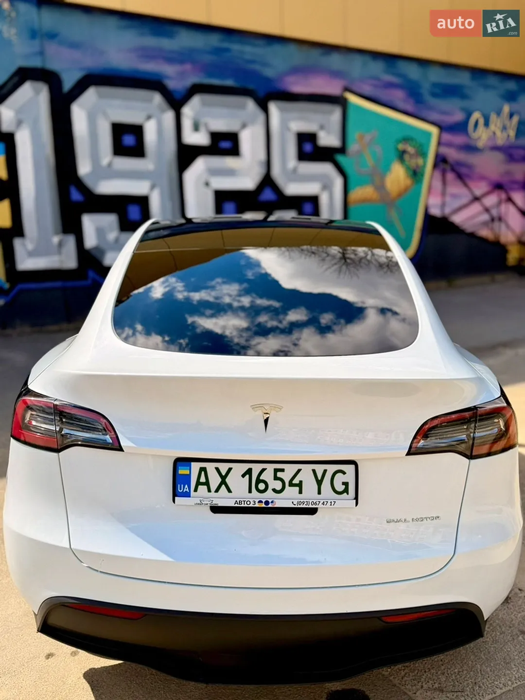 2024 Tesla Model Y - мініатюра 28