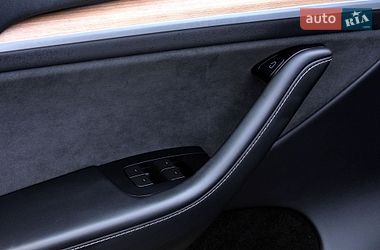 Позашляховик / Кросовер Tesla Model Y 2024 в Вінниці