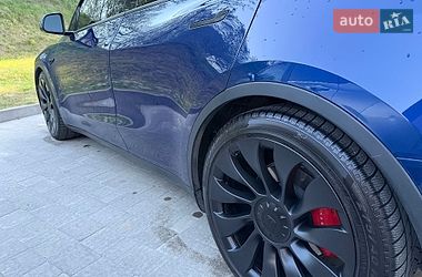 Внедорожник / Кроссовер Tesla Model Y 2021 в Львове