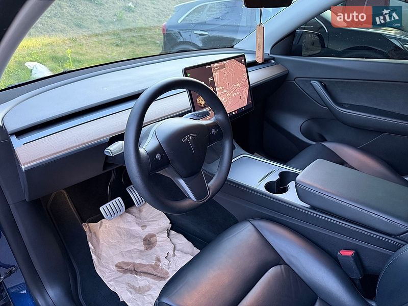 Внедорожник / Кроссовер Tesla Model Y 2021 в Львове
